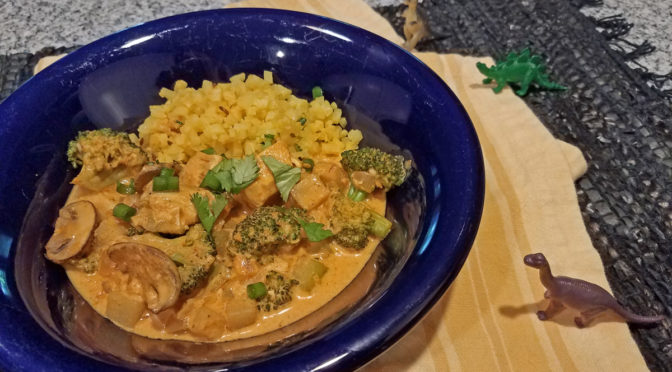 Keto/Low Carb Spicy Chicken Curry & Cauli-Rice